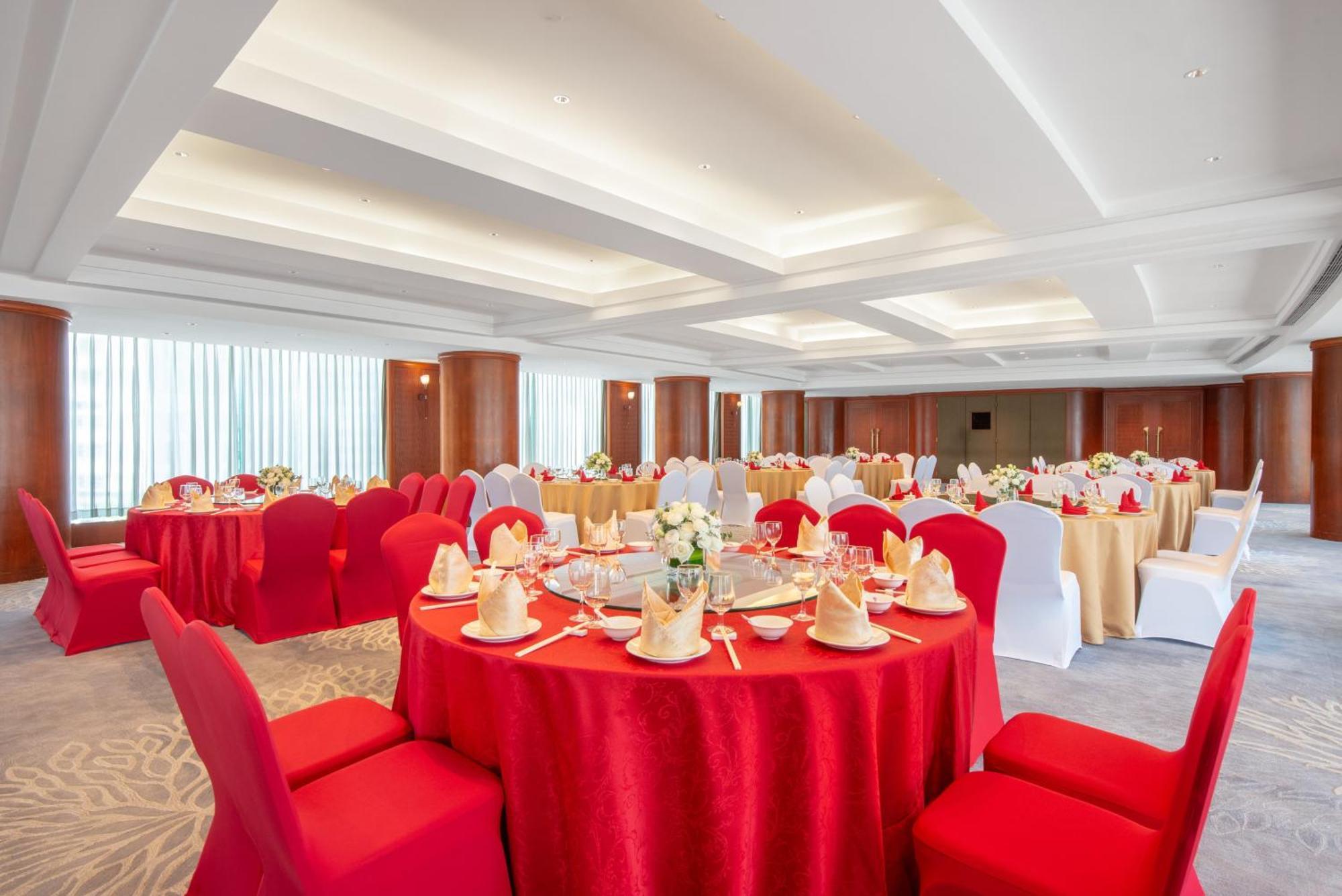 Crowne Plaza Zhuhai City Center By Ihg - Offers Free One-Way Shuttle To Chimelong Ocean Kingdom Eksteriør billede