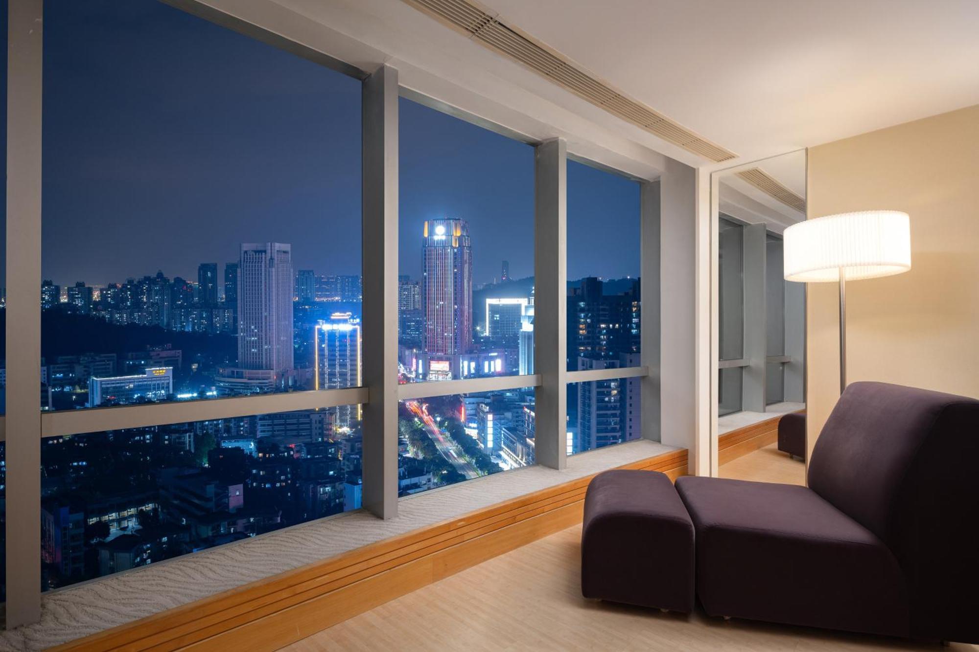 Crowne Plaza Zhuhai City Center By Ihg - Offers Free One-Way Shuttle To Chimelong Ocean Kingdom Eksteriør billede