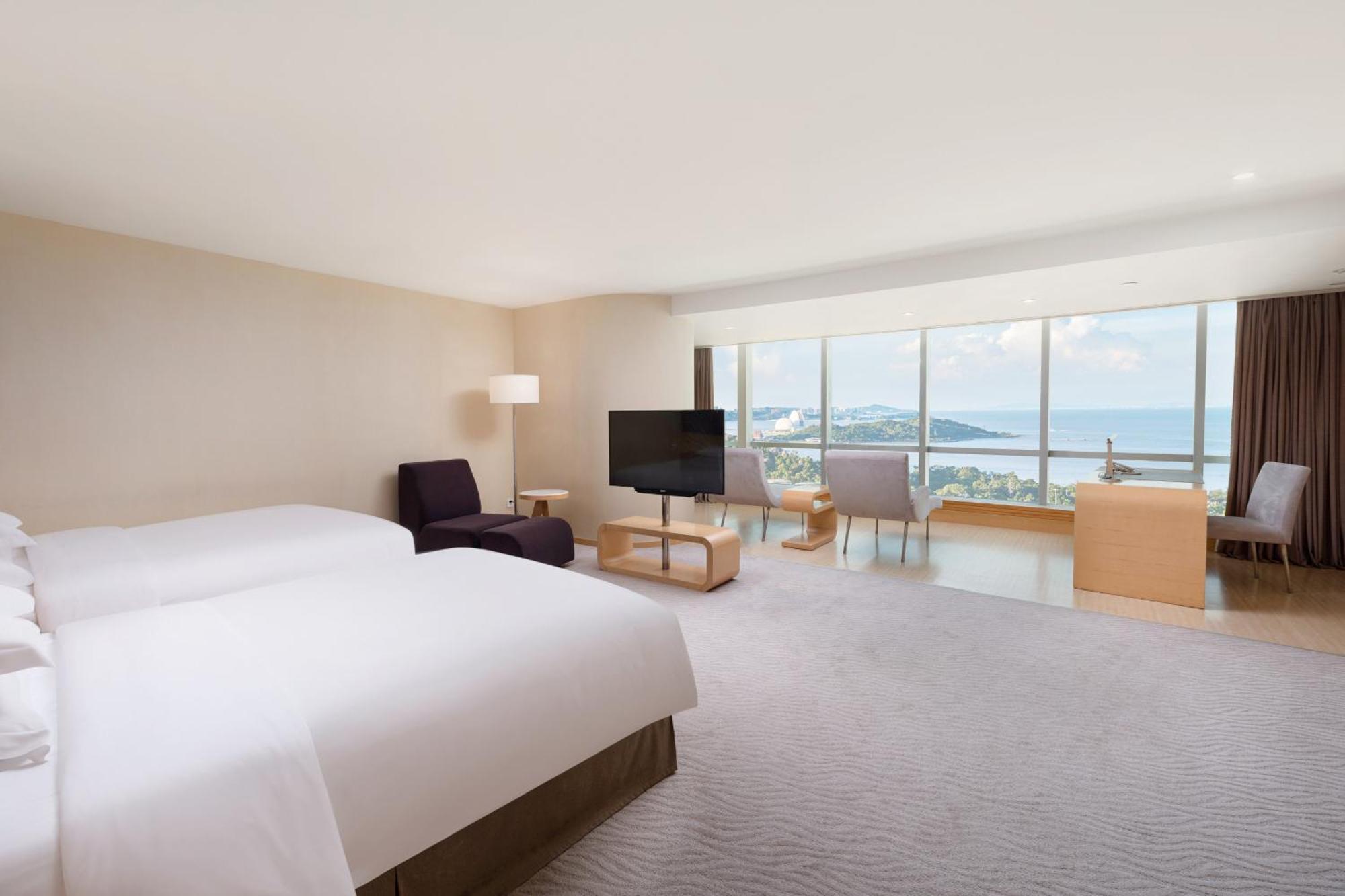 Crowne Plaza Zhuhai City Center By Ihg - Offers Free One-Way Shuttle To Chimelong Ocean Kingdom Eksteriør billede