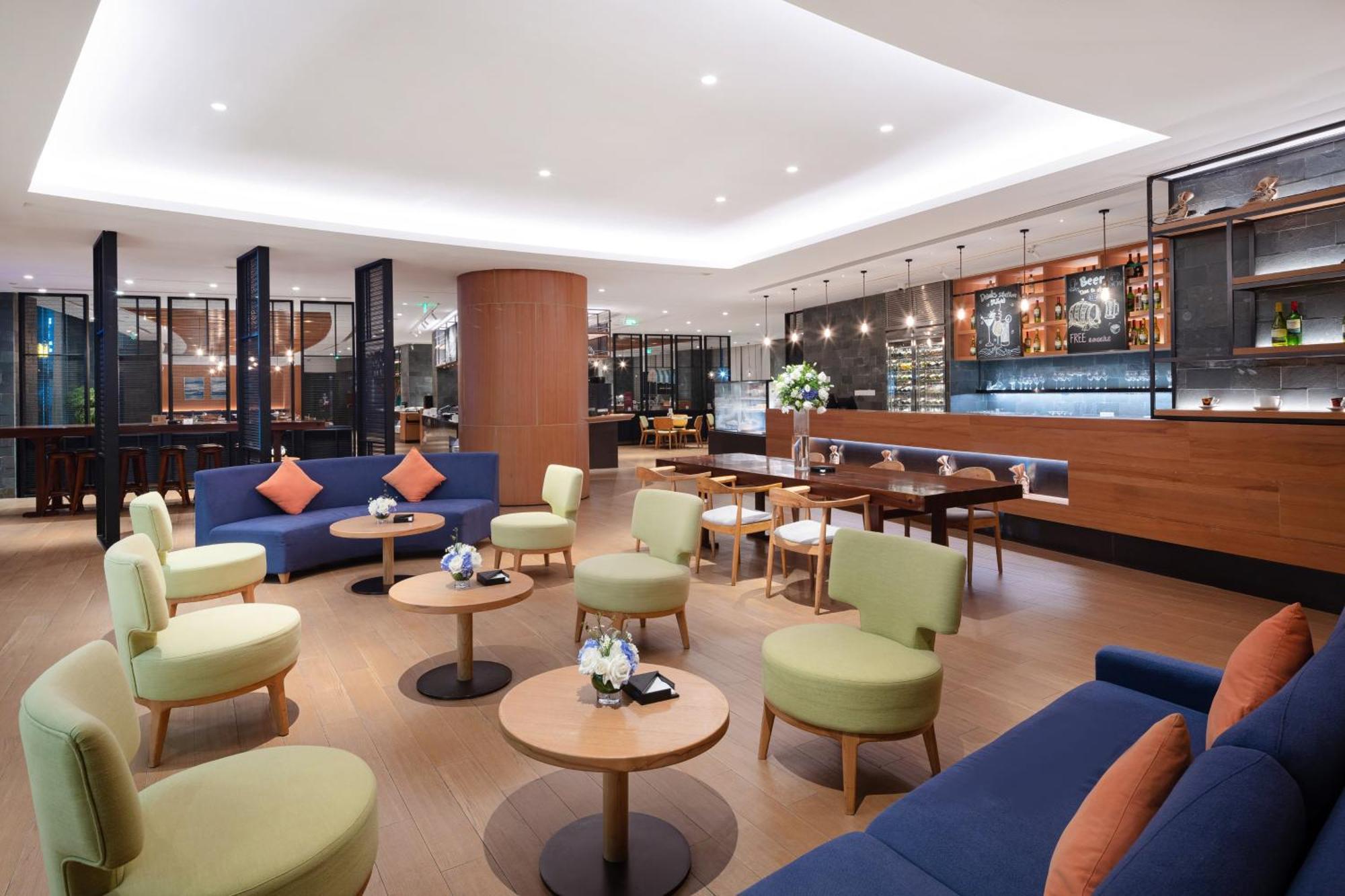 Crowne Plaza Zhuhai City Center By Ihg - Offers Free One-Way Shuttle To Chimelong Ocean Kingdom Eksteriør billede